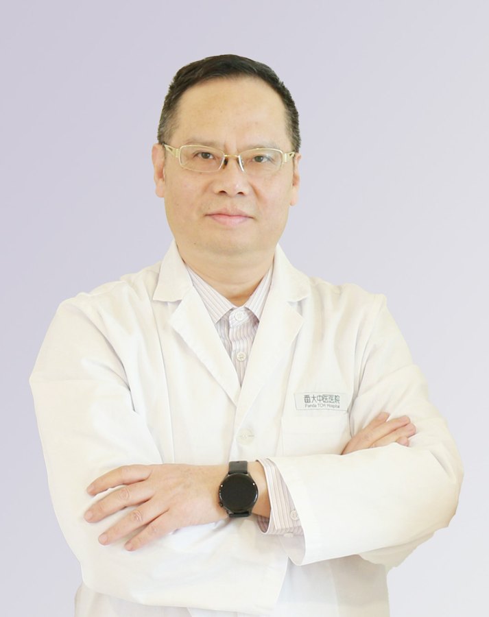 Dr. Liu Fuqiang, Gynecology Chief Physician at Panda Hospital Guangzhou